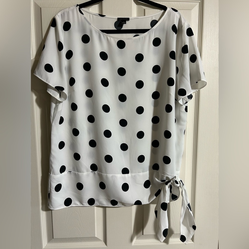 Ann Taylor Black and White Boxy Tie Front Blouse